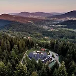 Gosciniec Pod Lubomirem Bed & Breakfast 3*