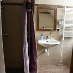 Gosciniec Pod Lubomirem Bed & Breakfast Weglowka (Lesser Poland)