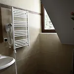 Bed & Breakfast Gosciniec Pod Lubomirem