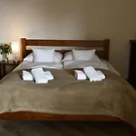 Bed & Breakfast Gosciniec Pod Lubomirem