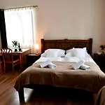 Gosciniec Pod Lubomirem
