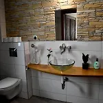 Bed & Breakfast Gosciniec Pod Lubomirem 3*