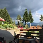 Pod Lubomirem Nocleg ze śniadaniem