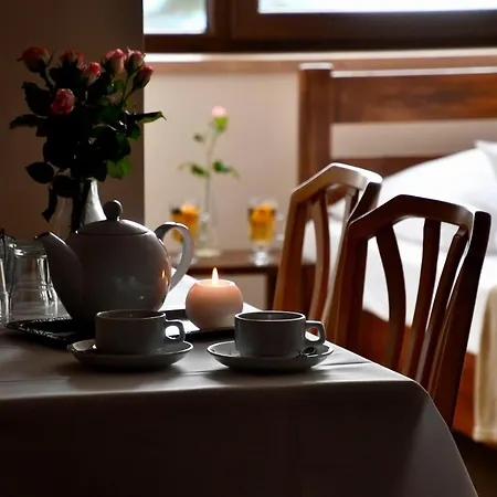 Gosciniec Pod Lubomirem Bed & Breakfast