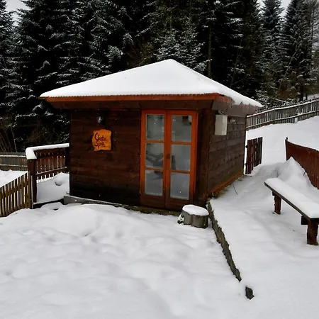 Gosciniec Pod Lubomirem Bed & Breakfast