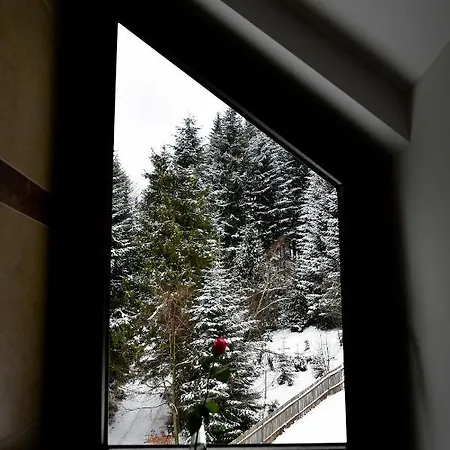 Gosciniec Pod Lubomirem Oda ve Kahvaltı