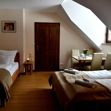 Gosciniec Pod Lubomirem * Weglowka (Lesser Poland)