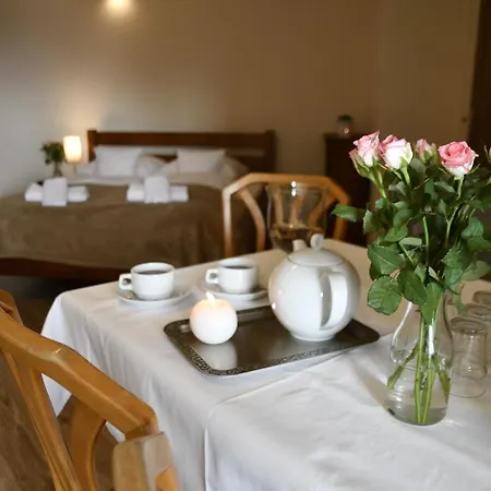 Gosciniec Pod Lubomirem Oda ve Kahvaltı Weglowka (Lesser Poland)